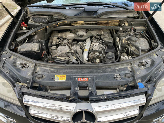 Чорний Мерседес ГЛ-Клас, об'ємом двигуна 2.99 л та пробігом 335 тис. км за 12000 $, фото 5 на Automoto.ua