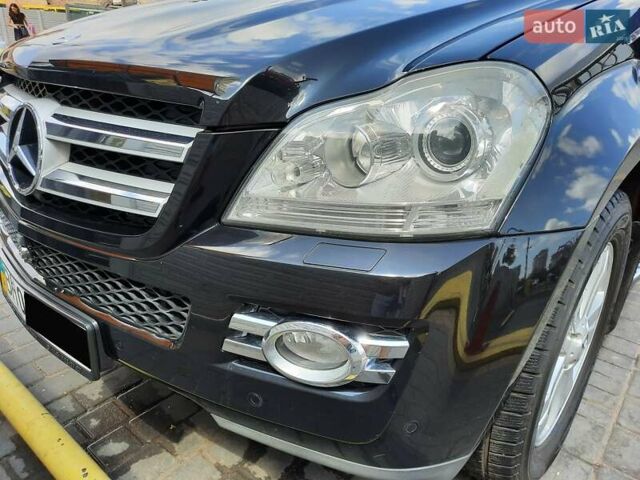 Чорний Мерседес ГЛ-Клас, об'ємом двигуна 4.7 л та пробігом 141 тис. км за 14999 $, фото 19 на Automoto.ua