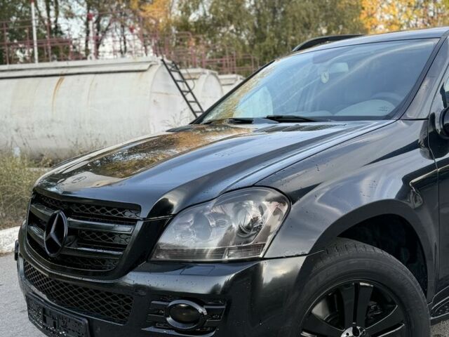 Мерседес ГЛ-класс 2007 в Запорожье на Automoto.ua Черный Мерседес ГЛ-класс, объемом двигателя 5.5 л и пробегом 265 тыс. км за 6500 $, фото 1 на Automoto.ua