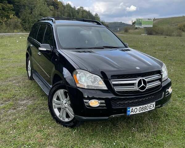 Черный Мерседес ГЛ-класс, объемом двигателя 4.66 л и пробегом 286 тыс. км за 14500 $, фото 1 на Automoto.ua