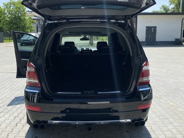 Черный Мерседес ГЛ-класс, объемом двигателя 4.7 л и пробегом 260 тыс. км за 10500 $, фото 7 на Automoto.ua