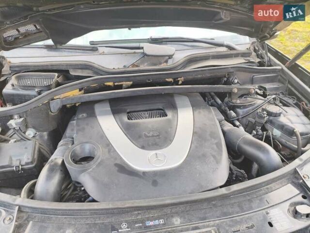 Чорний Мерседес ГЛ-Клас, об'ємом двигуна 4.66 л та пробігом 184 тис. км за 7500 $, фото 11 на Automoto.ua