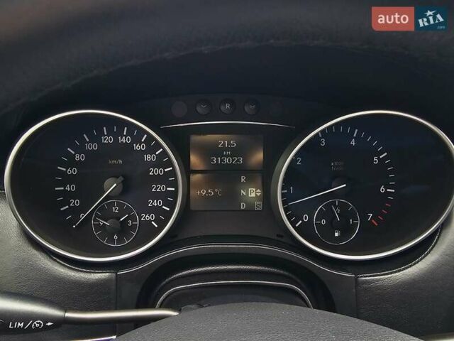 Чорний Мерседес ГЛ-Клас, об'ємом двигуна 5.46 л та пробігом 313 тис. км за 11500 $, фото 33 на Automoto.ua
