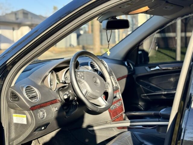 Черный Мерседес ГЛ-класс, объемом двигателя 5.5 л и пробегом 230 тыс. км за 12500 $, фото 6 на Automoto.ua