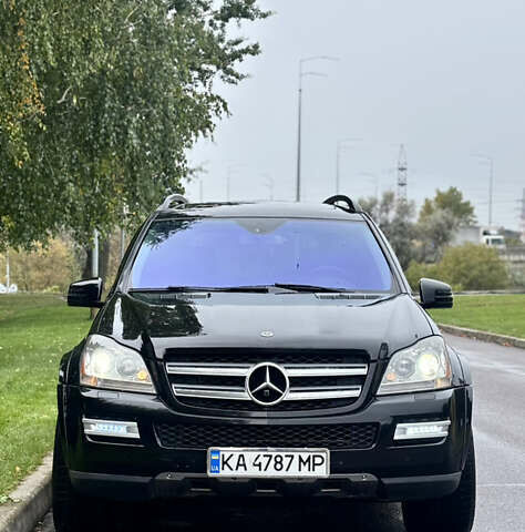 Чорний Мерседес ГЛ-Клас, об'ємом двигуна 4.7 л та пробігом 216 тис. км за 8150 $, фото 3 на Automoto.ua