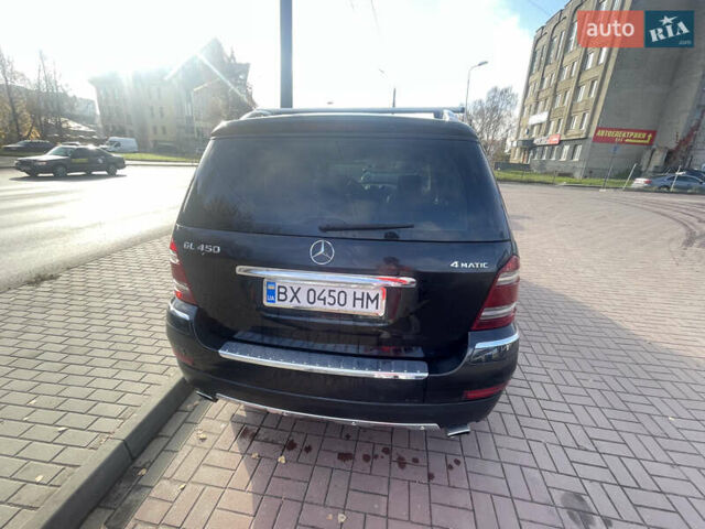 Черный Мерседес ГЛ-класс, объемом двигателя 4.66 л и пробегом 288 тыс. км за 10000 $, фото 3 на Automoto.ua