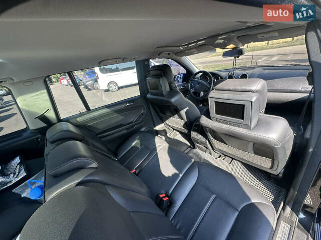 Черный Мерседес ГЛ-класс, объемом двигателя 4.66 л и пробегом 250 тыс. км за 10500 $, фото 13 на Automoto.ua