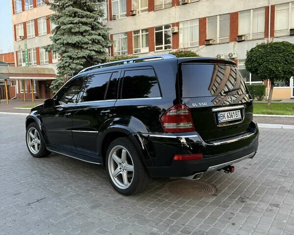 Черный Мерседес ГЛ-класс, объемом двигателя 4.7 л и пробегом 300 тыс. км за 8900 $, фото 5 на Automoto.ua