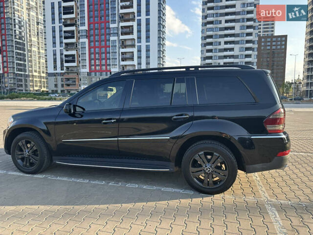 Чорний Мерседес ГЛ-Клас, об'ємом двигуна 4.66 л та пробігом 150 тис. км за 12500 $, фото 6 на Automoto.ua