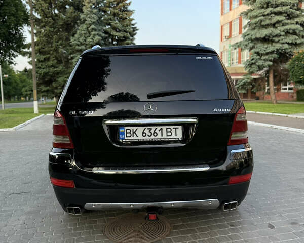 Черный Мерседес ГЛ-класс, объемом двигателя 4.7 л и пробегом 300 тыс. км за 8900 $, фото 10 на Automoto.ua