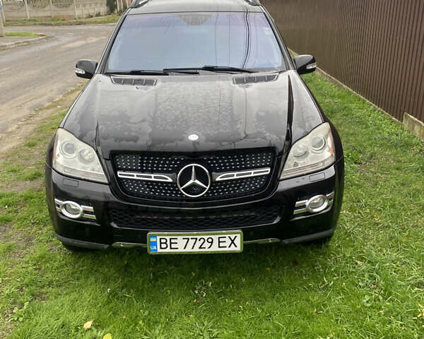 Чорний Мерседес ГЛ-Клас, об'ємом двигуна 4.66 л та пробігом 290 тис. км за 11000 $, фото 9 на Automoto.ua