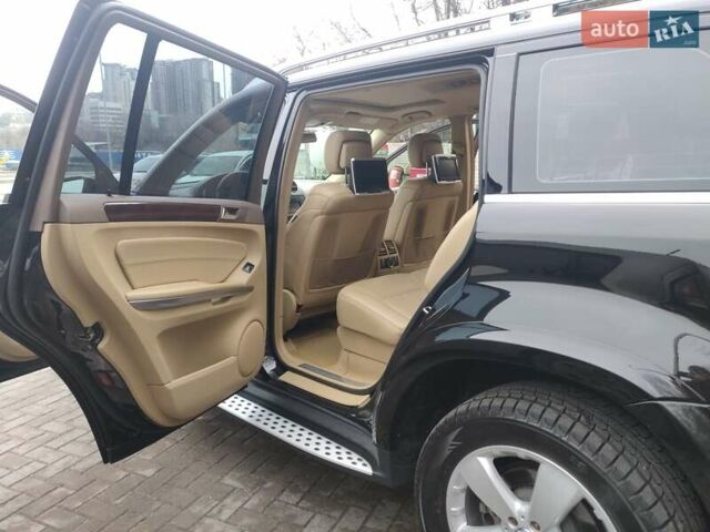 Черный Мерседес ГЛ-класс, объемом двигателя 5.46 л и пробегом 387 тыс. км за 13300 $, фото 8 на Automoto.ua