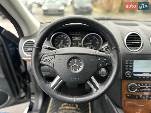 Черный Мерседес ГЛ-класс, объемом двигателя 2.99 л и пробегом 219 тыс. км за 15800 $, фото 26 на Automoto.ua