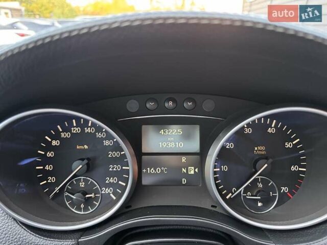 Мерседес ГЛ-Клас 2008 у Одесі на Automoto.ua Чорний Мерседес ГЛ-Клас, об'ємом двигуна 5.46 л та пробігом 193 тис. км за 14900 $, фото 17 на Automoto.ua