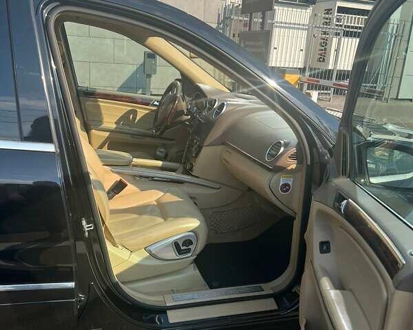 Чорний Мерседес ГЛ-Клас, об'ємом двигуна 5.46 л та пробігом 312 тис. км за 28000 $, фото 14 на Automoto.ua