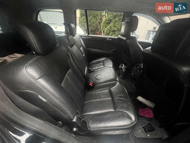 Черный Мерседес ГЛ-класс, объемом двигателя 5.46 л и пробегом 255 тыс. км за 10999 $, фото 5 на Automoto.ua