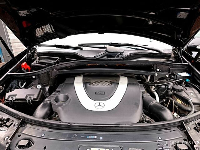 Чорний Мерседес ГЛ-Клас, об'ємом двигуна 5.5 л та пробігом 93 тис. км за 15000 $, фото 5 на Automoto.ua