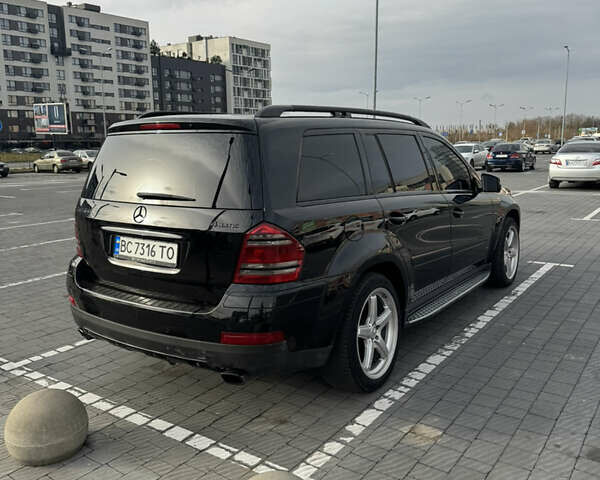 Чорний Мерседес ГЛ-Клас, об'ємом двигуна 5.46 л та пробігом 286 тис. км за 10600 $, фото 4 на Automoto.ua