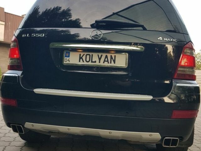 Черный Мерседес ГЛ-класс, объемом двигателя 5.5 л и пробегом 193 тыс. км за 14000 $, фото 3 на Automoto.ua