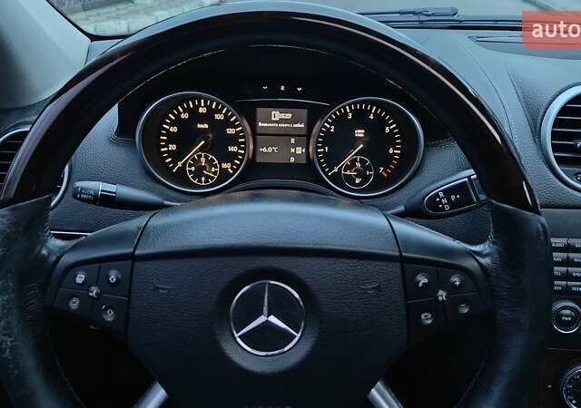 Чорний Мерседес ГЛ-Клас, об'ємом двигуна 4.66 л та пробігом 318 тис. км за 8900 $, фото 11 на Automoto.ua