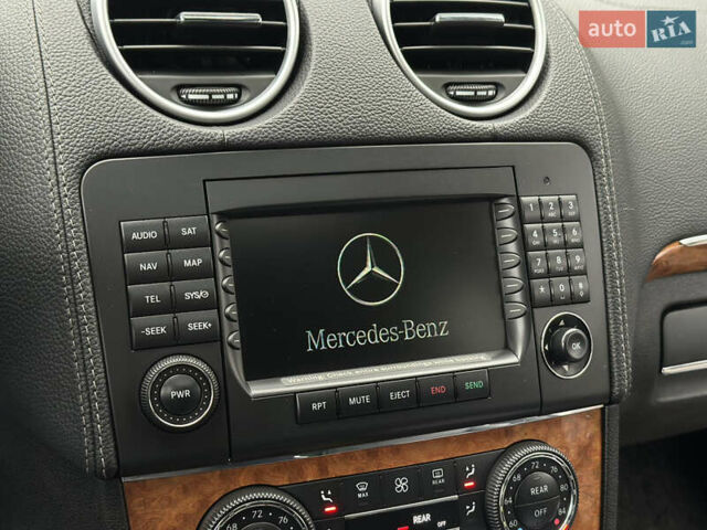 Черный Мерседес ГЛ-класс, объемом двигателя 2.99 л и пробегом 219 тыс. км за 15800 $, фото 27 на Automoto.ua