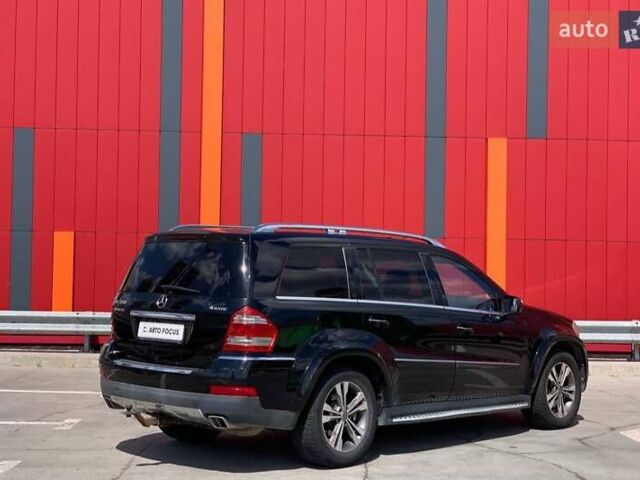 Чорний Мерседес ГЛ-Клас, об'ємом двигуна 5.46 л та пробігом 323 тис. км за 9690 $, фото 6 на Automoto.ua