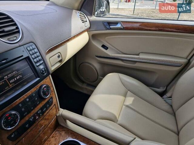 Мерседес ГЛ-класс 2008 в Николаеве на Automoto.ua Черный Мерседес ГЛ-класс, объемом двигателя 2.99 л и пробегом 360 тыс. км за 12999 $, фото 23 на Automoto.ua