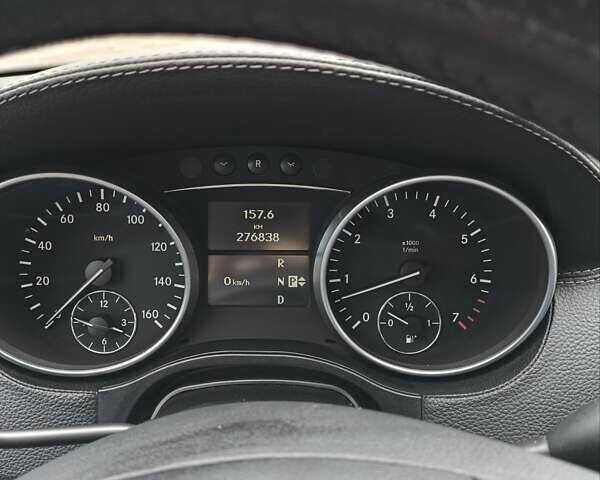 Черный Мерседес ГЛ-класс, объемом двигателя 4.7 л и пробегом 277 тыс. км за 12900 $, фото 2 на Automoto.ua