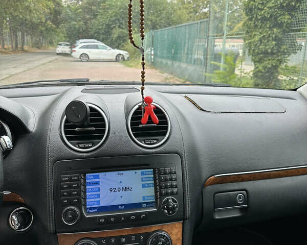 Чорний Мерседес ГЛ-Клас, об'ємом двигуна 2.99 л та пробігом 274 тис. км за 7500 $, фото 7 на Automoto.ua