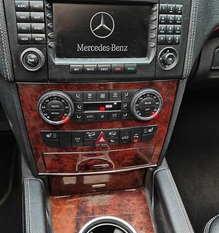 Чорний Мерседес ГЛ-Клас, об'ємом двигуна 4.66 л та пробігом 318 тис. км за 8900 $, фото 16 на Automoto.ua