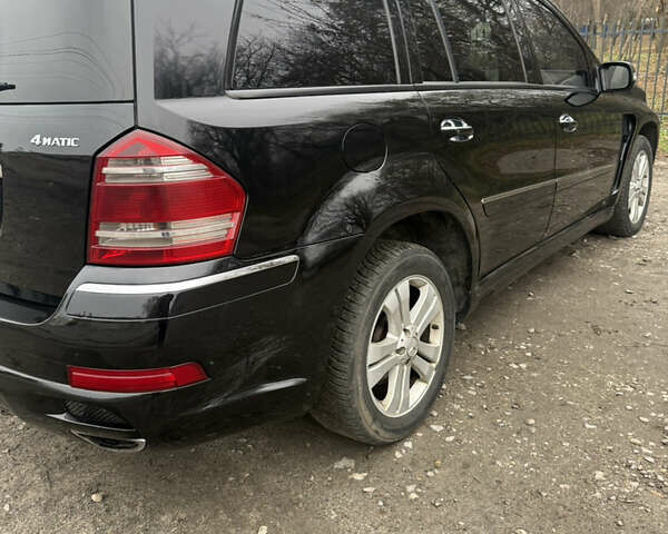 Чорний Мерседес ГЛ-Клас, об'ємом двигуна 4.7 л та пробігом 291 тис. км за 9600 $, фото 5 на Automoto.ua