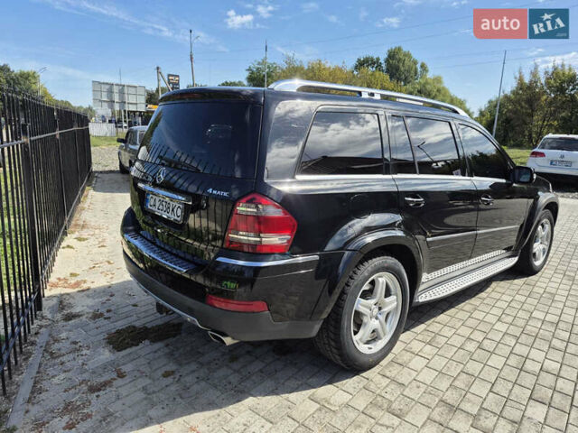Черный Мерседес ГЛ-класс, объемом двигателя 5.46 л и пробегом 307 тыс. км за 11750 $, фото 4 на Automoto.ua