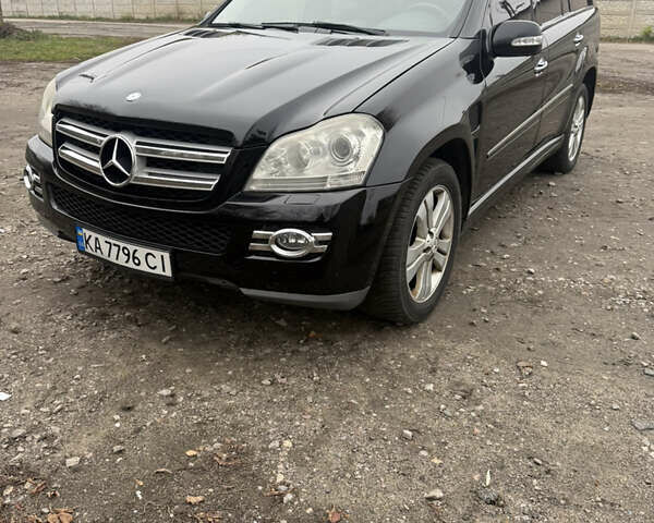 Чорний Мерседес ГЛ-Клас, об'ємом двигуна 4.7 л та пробігом 291 тис. км за 9600 $, фото 3 на Automoto.ua