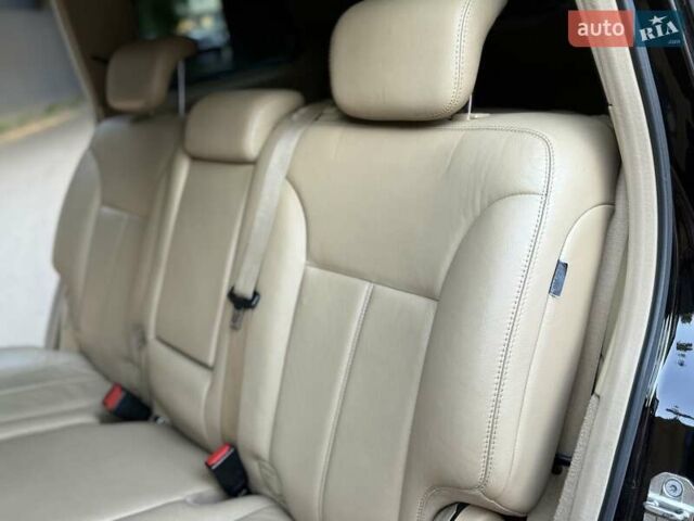 Черный Мерседес ГЛ-класс, объемом двигателя 5.46 л и пробегом 227 тыс. км за 10000 $, фото 47 на Automoto.ua