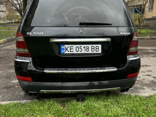 Черный Мерседес ГЛ-класс, объемом двигателя 5.5 л и пробегом 210 тыс. км за 15999 $, фото 3 на Automoto.ua