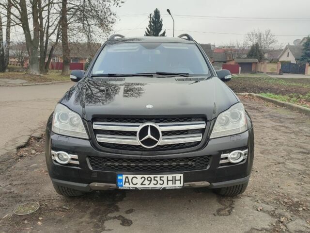 Чорний Мерседес ГЛ-Клас, об'ємом двигуна 4.7 л та пробігом 455 тис. км за 12000 $, фото 12 на Automoto.ua