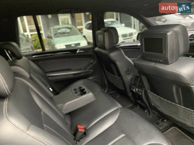 Черный Мерседес ГЛ-класс, объемом двигателя 4.66 л и пробегом 150 тыс. км за 14700 $, фото 16 на Automoto.ua