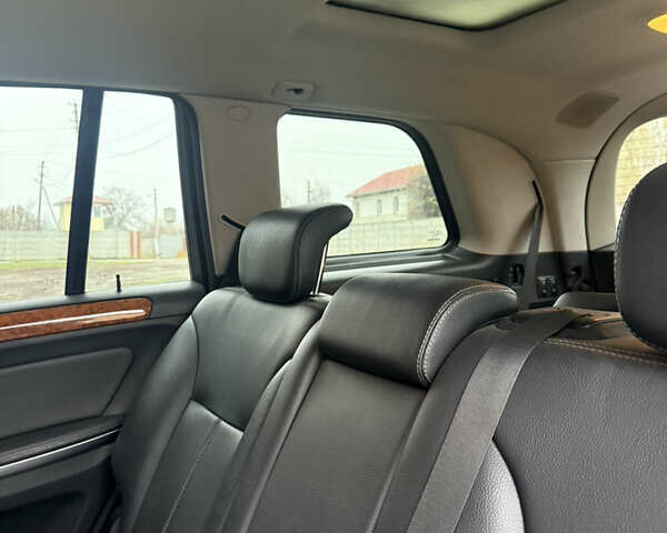 Чорний Мерседес ГЛ-Клас, об'ємом двигуна 4.7 л та пробігом 291 тис. км за 9600 $, фото 14 на Automoto.ua