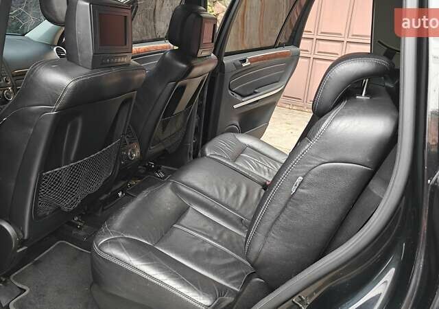 Чорний Мерседес ГЛ-Клас, об'ємом двигуна 4.66 л та пробігом 318 тис. км за 8900 $, фото 24 на Automoto.ua