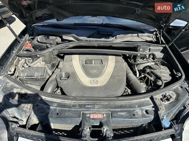 Черный Мерседес ГЛ-класс, объемом двигателя 4.66 л и пробегом 249 тыс. км за 12499 $, фото 7 на Automoto.ua