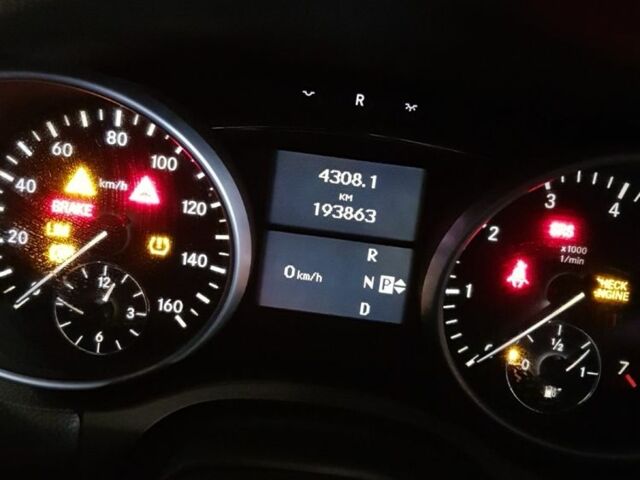 Черный Мерседес ГЛ-класс, объемом двигателя 5.5 л и пробегом 193 тыс. км за 14000 $, фото 6 на Automoto.ua