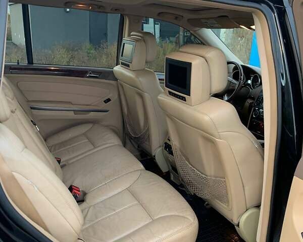 Мерседес ГЛ-класс 2008 в Боярка на Automoto.ua Черный Мерседес ГЛ-класс, объемом двигателя 5.46 л и пробегом 293 тыс. км за 12000 $, фото 14 на Automoto.ua