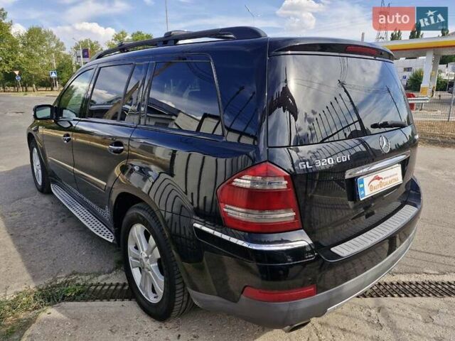 Мерседес ГЛ-класс 2008 в Николаеве на Automoto.ua Черный Мерседес ГЛ-класс, объемом двигателя 2.99 л и пробегом 360 тыс. км за 12999 $, фото 3 на Automoto.ua