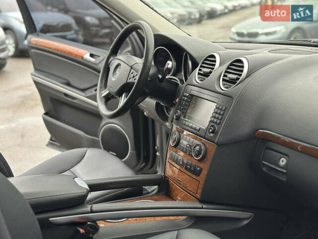 Черный Мерседес ГЛ-класс, объемом двигателя 2.99 л и пробегом 219 тыс. км за 15800 $, фото 23 на Automoto.ua