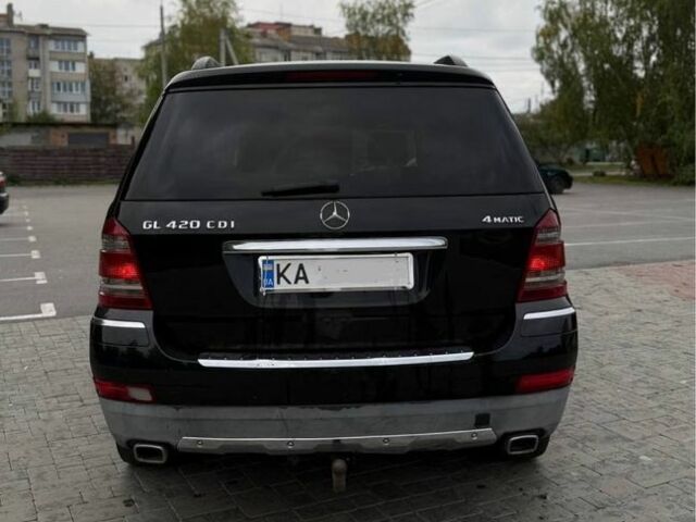 Мерседес ГЛ-класс 2008 в Ровно на Automoto.ua Черный Мерседес ГЛ-класс, объемом двигателя 4 л и пробегом 127 тыс. км за 5700 $, фото 5 на Automoto.ua