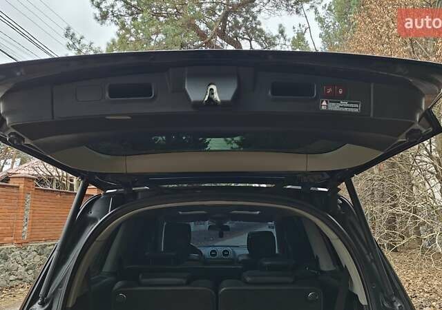 Чорний Мерседес ГЛ-Клас, об'ємом двигуна 4.66 л та пробігом 318 тис. км за 8900 $, фото 31 на Automoto.ua