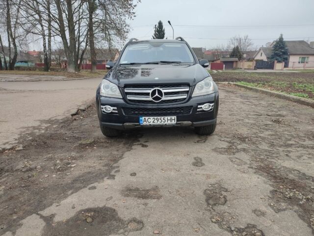 Чорний Мерседес ГЛ-Клас, об'ємом двигуна 4.7 л та пробігом 455 тис. км за 12000 $, фото 4 на Automoto.ua