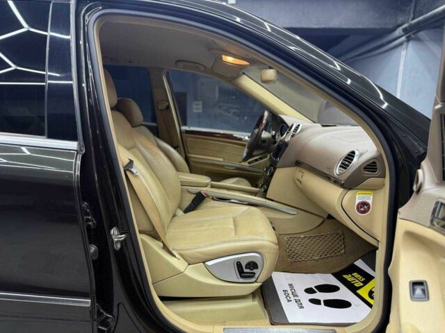 Черный Мерседес ГЛ-класс, объемом двигателя 4.7 л и пробегом 400 тыс. км за 10800 $, фото 7 на Automoto.ua