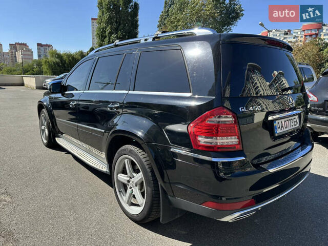 Черный Мерседес ГЛ-класс, объемом двигателя 4.66 л и пробегом 249 тыс. км за 12499 $, фото 3 на Automoto.ua