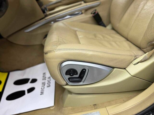 Черный Мерседес ГЛ-класс, объемом двигателя 4.7 л и пробегом 400 тыс. км за 10800 $, фото 23 на Automoto.ua